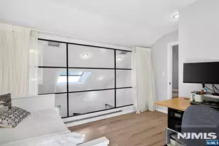569 Windsor Dr, Palisades Park, NJ 07650 - Photo 21