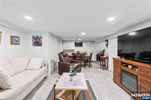 4527 Cottage Pl, Union City, NJ 07087 - Photo 15