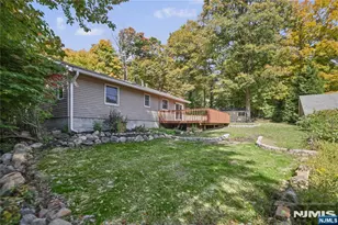 543 Terrace Dr, Vernon, NJ 07422 - Photo 23