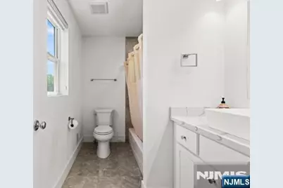 28 Lamb Court, Norwood, NJ 07648 - Photo 17