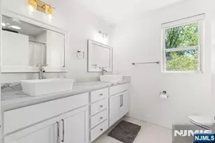 28 Lamb Ct, Norwood, NJ 07648 - Photo 15