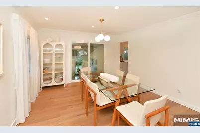 22-20 Radburn Road, Fair Lawn, NJ 07410 - Photo 5
