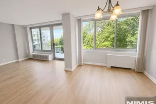 1 Claridge Dr 114, Verona, NJ 07044 - Photo 5
