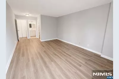 1 Claridge Drive 114 #114, Verona, NJ 07044 - Photo 11
