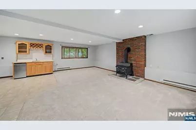 141 Shore Road, Denville, NJ 07834 - Photo 33