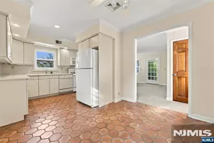 81 5th St, Cresskill, NJ 07626 - Photo 7