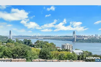 300 Winston 1009 #1009, Cliffside Park, NJ 07010 - Photo 17