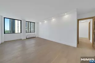 300 Winston 1009, Cliffside Park, NJ 07010 - Photo 11