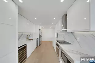300 Winston 1009, Cliffside Park, NJ 07010 - Photo 7
