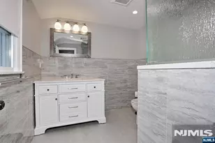 183 Farview Ave, Paramus, NJ 07652 - Photo 29