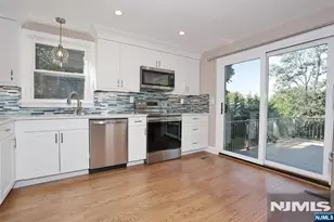 183 Farview Ave, Paramus, NJ 07652 - Photo 15