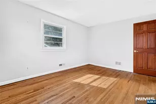 10 Hasbrouck Ave, Emerson, NJ 07630 - Photo 31