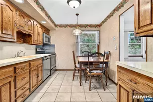 10 Hasbrouck Ave, Emerson, NJ 07630 - Photo 15