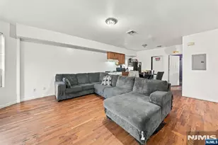 112 4th Ave, Paterson, NJ 07524 - Photo 17