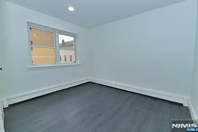 401 Undercliff Avenue B1 #B1, Edgewater, NJ 07020 - Photo 9