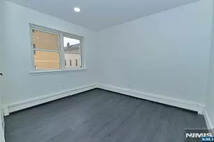 401 Undercliff Ave B1, Edgewater, NJ 07020 - Photo 9