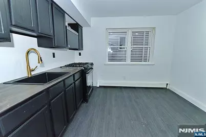 401 Undercliff Avenue B1 #B1, Edgewater, NJ 07020 - Photo 5