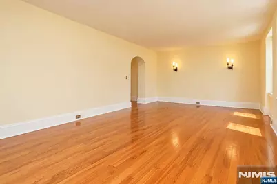 363-377 Mount Prospect 2Aw #2AW, Newark, NJ 07104 - Photo 9