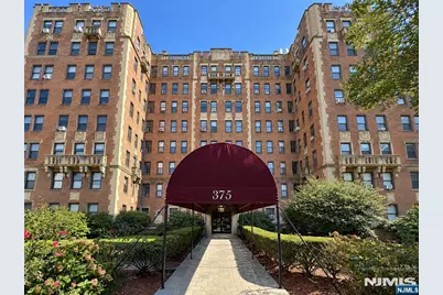 363-377 Mount Prospect 2Aw #2AW, Newark, NJ 07104 - Photo 1