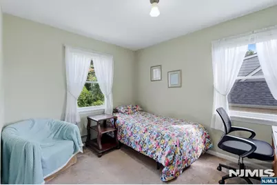266 Adams Avenue, River Edge, NJ 07661 - Photo 13