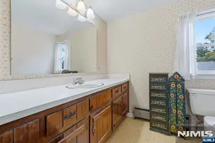 266 Adams Ave, River Edge, NJ 07661 - Photo 21