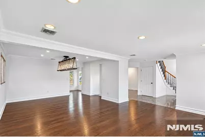 1235 Briar Way, Fort Lee, NJ 07024 - Photo 7