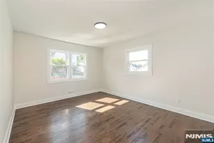 167 Pleasant Ave, Bergenfield, NJ 07621 - Photo 15