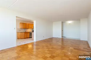 250 Gorge Road 28C, Cliffside Park, NJ 07010 - Photo 7