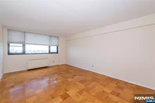 250 Gorge Road 28C, Cliffside Park, NJ 07010 - Photo 15