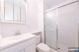 250 Gorge Road 28C, Cliffside Park, NJ 07010 - Photo 19