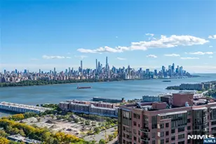 250 Gorge Road 28C, Cliffside Park, NJ 07010 - Photo 23