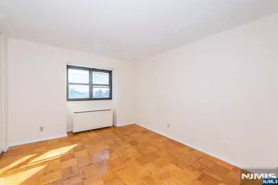 250 Gorge Road 28C #28C, Cliffside Park, NJ 07010 - Photo 21
