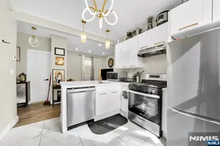 34 Arverne Terrace, Irvington, NJ 07111 - Photo 15