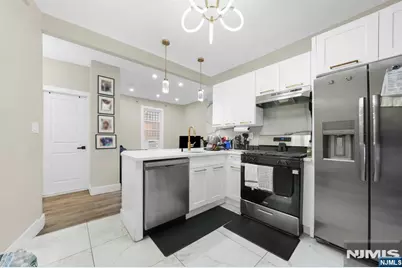 34 Arverne Terrace, Irvington, NJ 07111 - Photo 5