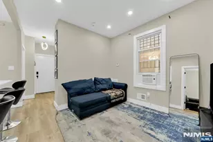 34 Arverne Terrace, Irvington, NJ 07111 - Photo 3