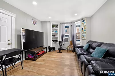 6012 Palisade Avenue, West New York, NJ 07093 - Photo 13