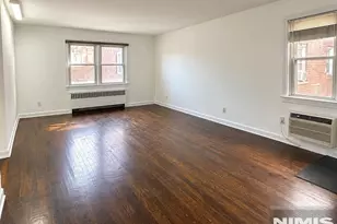 715 Broad Ave 4, Ridgefield, NJ 07657 - Photo 3