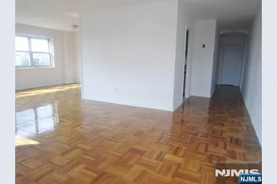 2175 Hudson Terrace 5-O #5-O, Fort Lee, NJ 07024 - Photo 1