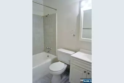 2175 Hudson Terrace 5-O #5-O, Fort Lee, NJ 07024 - Photo 7