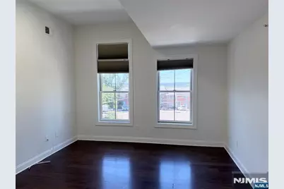 1018 Morningside Lane B #B, Fort Lee, NJ 07024 - Photo 5