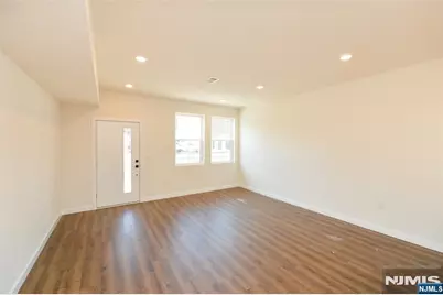 91 Union Street 12A #12A, Lodi, NJ 07644 - Photo 3