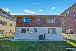 1225 16th St, Fort Lee, NJ 07024 - Photo 27