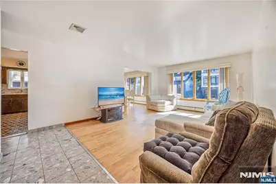 1225 16th Street, Fort Lee, NJ 07024 - Photo 5
