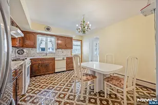 1225 16th St, Fort Lee, NJ 07024 - Photo 9