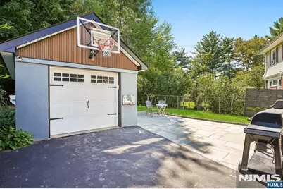 39 Walnut Crescent, Montclair, NJ 07042 - Photo 41