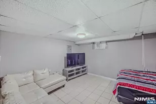 11 Raritan Ave, Paterson, NJ 07503 - Photo 41