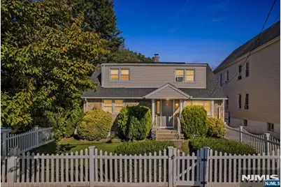 11 Raritan Avenue, Paterson, NJ 07503 - Photo 1
