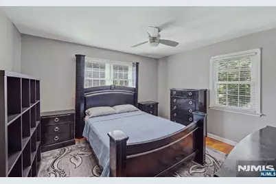 11 Raritan Avenue, Paterson, NJ 07503 - Photo 21