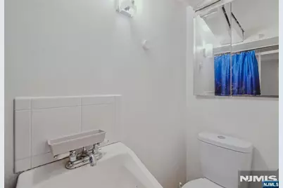 11 Raritan Avenue, Paterson, NJ 07503 - Photo 37