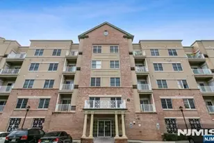 3211 Windsor Park Ct 150, Englewood, NJ 07631 - Photo 1
